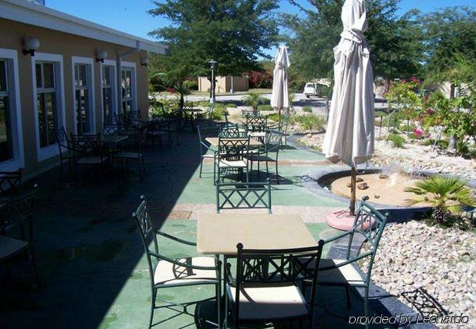 Protea Hotel By Marriott Ondangwa Exterior foto